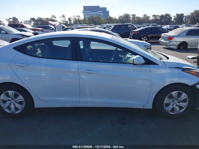 Hyundai ELANTRA SE 2016 5NPDH4AE9GH698570 Image 13