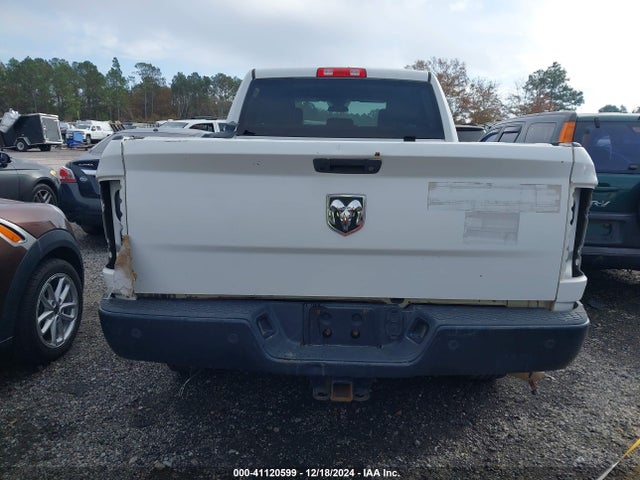3C6TR4CT3HG619996 RAM 2500 Tradesman  4x2 6'4 Box
