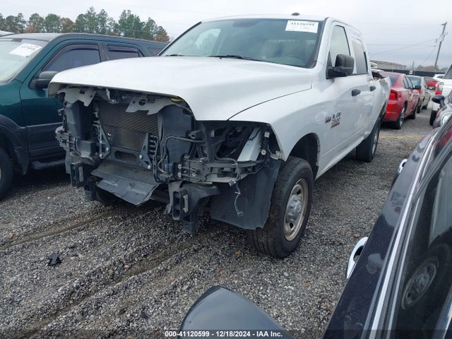 3C6TR4CT3HG619996 RAM 2500 Tradesman  4x2 6'4 Box