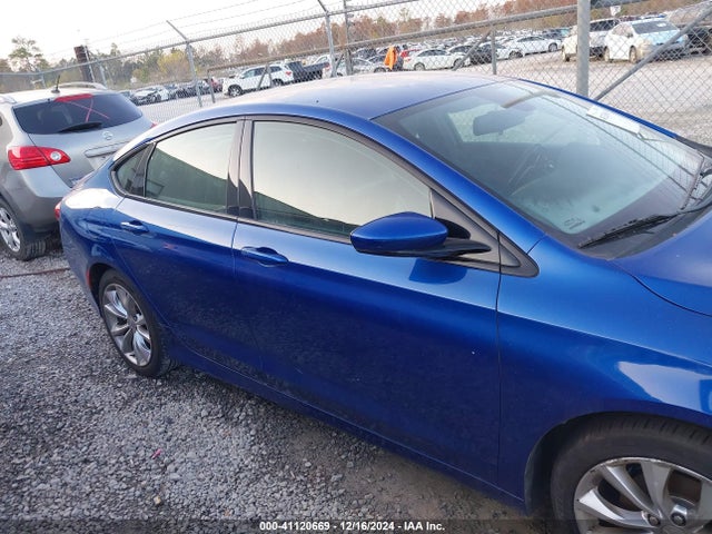 Chrysler 200 S 2015 1C3CCCBB5FN658840 Image 13