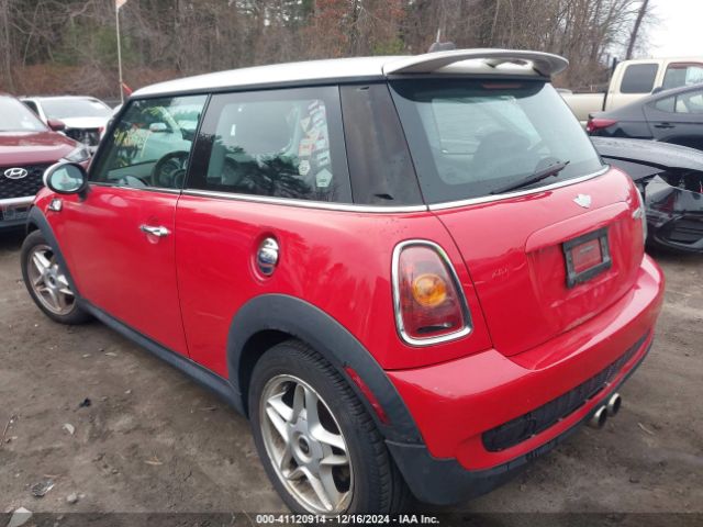 2007 MINI COOPER S WMWMF73597TT83782 Photo 2