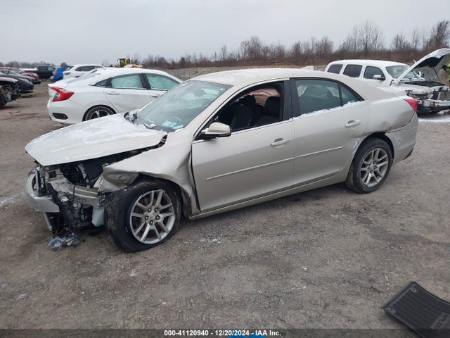 Chevrolet MALIBU 1LT 2015 1G11C5SL5FF217624 Image 2