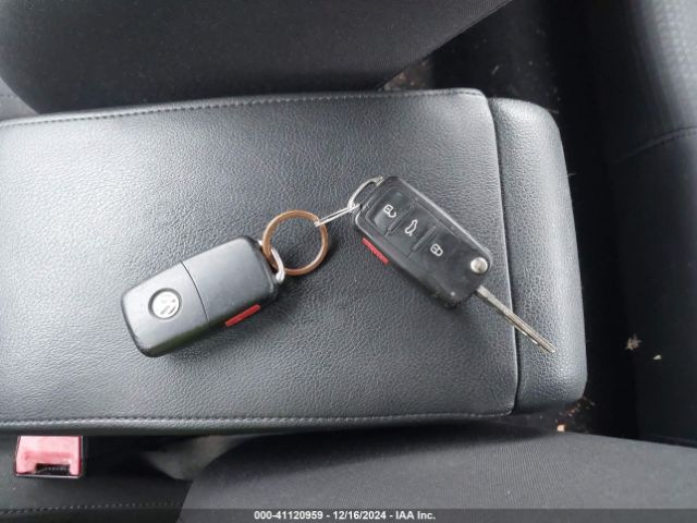 3VW2K7AJ6FM298205 Volkswagen Jetta 2.0l S