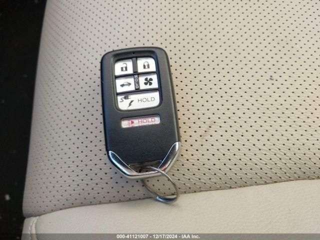 JHMZC5F33JC006693 Honda Clarity Plug-in Hybrid Touring