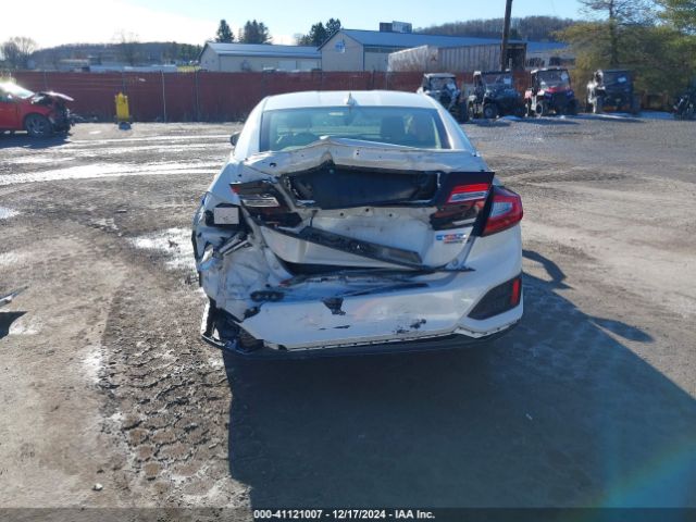 JHMZC5F33JC006693 Honda Clarity Plug-in Hybrid Touring