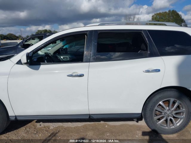 5N1AR2MN7FC695429 Nissan Pathfinder S