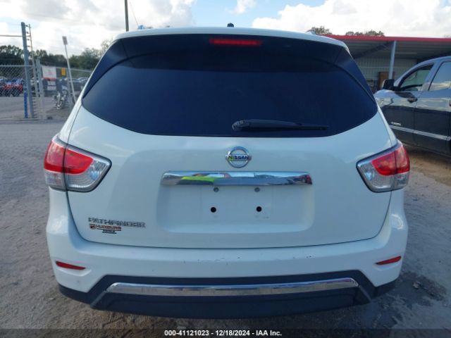 5N1AR2MN7FC695429 Nissan Pathfinder S