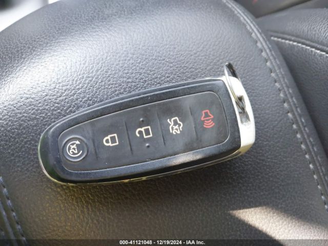 1FADP5CU2FL105046 Ford C-max Energi Sel