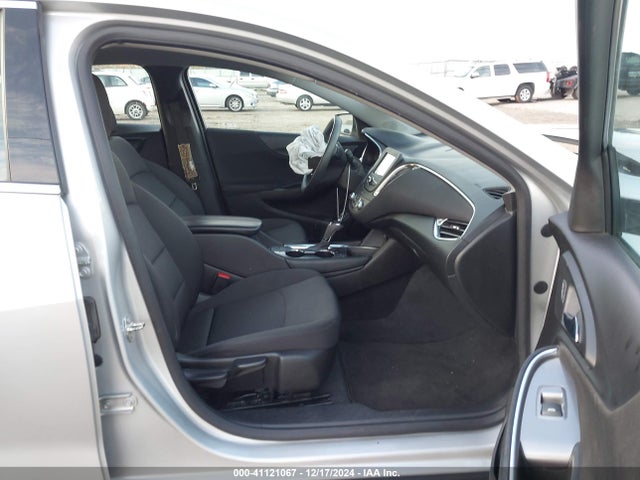Chevrolet MALIBU LT 2018 1G1ZD5ST9JF258167 Image 5