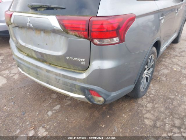 JA4AD3A34GZ011652 Mitsubishi Outlander Se