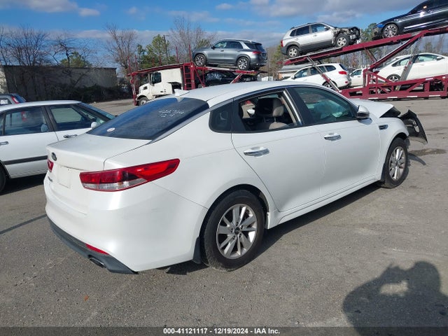 KIA Optima Lx 2017 5XXGT4L31HG178013 Image 4