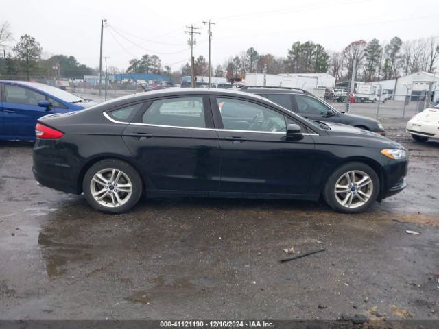 3FA6P0HD2JR229770 Ford FUSION SE