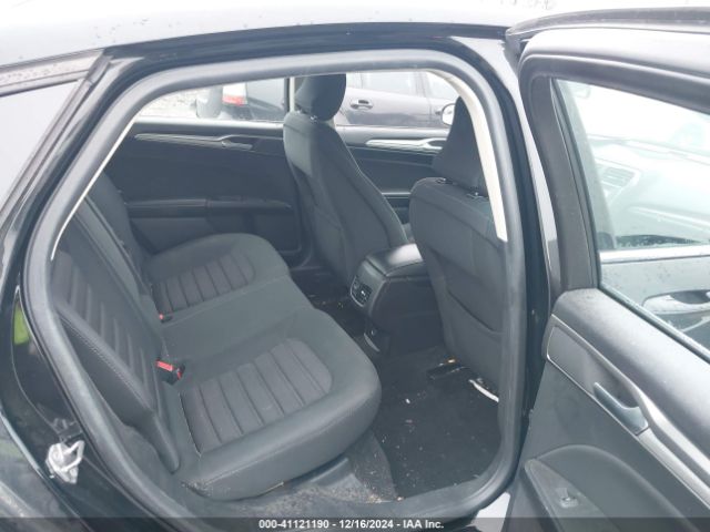 3FA6P0HD2JR229770 Ford FUSION SE