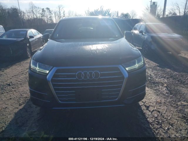 WA1VAAF79KD020301 Audi Q7 55 Premium