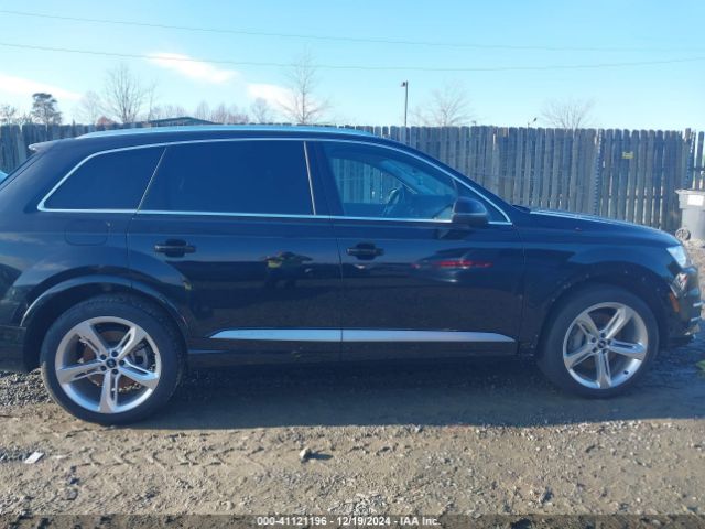 WA1VAAF79KD020301 Audi Q7 55 Premium