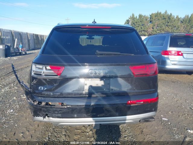 WA1VAAF79KD020301 Audi Q7 55 Premium