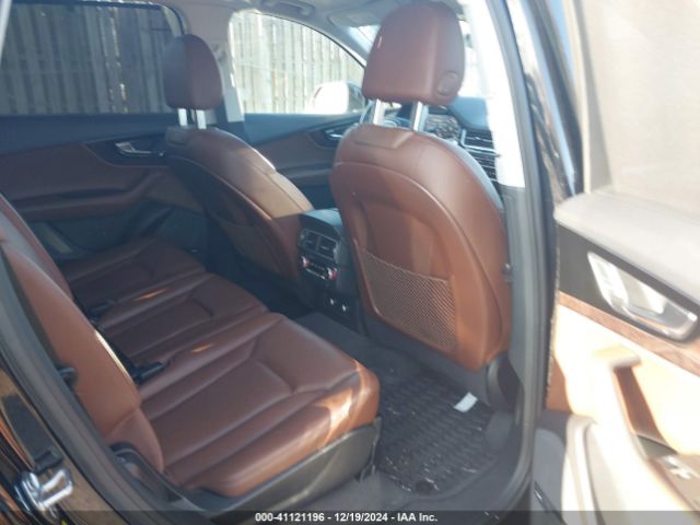 WA1VAAF79KD020301 Audi Q7 55 Premium