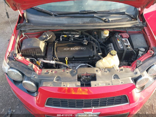 Chevrolet Sonic Lt Auto 2015 1G1JC5SH6F4200807 Image 10