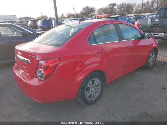 Chevrolet Sonic Lt Auto 2015 1G1JC5SH6F4200807 Image 4
