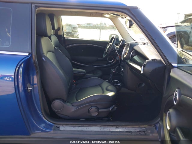 2013 MINI HARDTOP WMWSV3C51DT395388 Photo 4