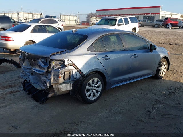 Toyota COROLLA LE 2022 5YFEPMAE8NP390684 Image 4