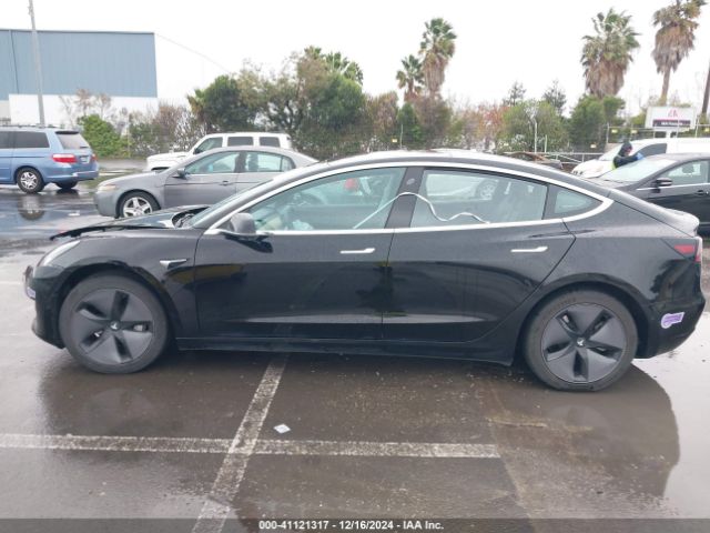 5YJ3E1EA2JF152077 Tesla Model 3 Long Range/mid Range