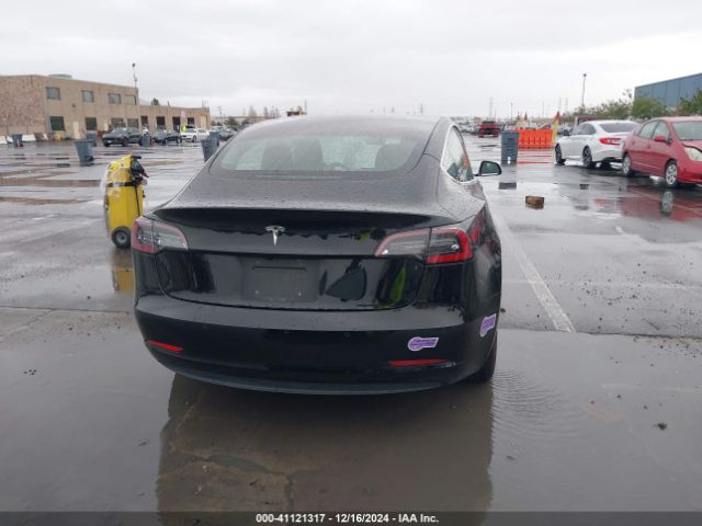 5YJ3E1EA2JF152077 Tesla Model 3 Long Range/mid Range