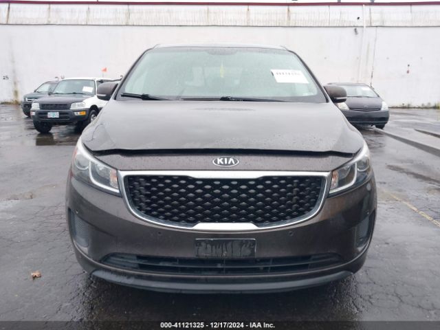 KNDMB5C11H6330896 KIA SEDONA LX