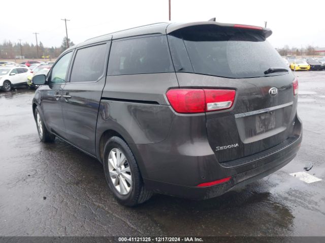 KNDMB5C11H6330896 KIA SEDONA LX