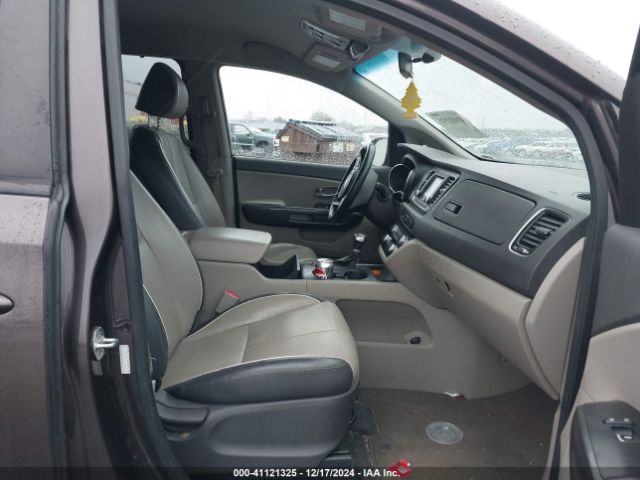 KNDMB5C11H6330896 KIA SEDONA LX