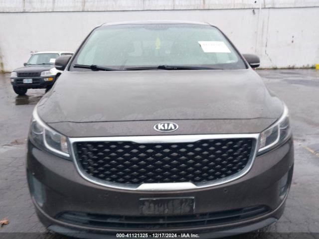 KNDMB5C11H6330896 KIA SEDONA LX