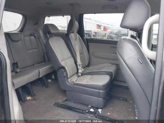 KNDMB5C11H6330896 KIA SEDONA LX