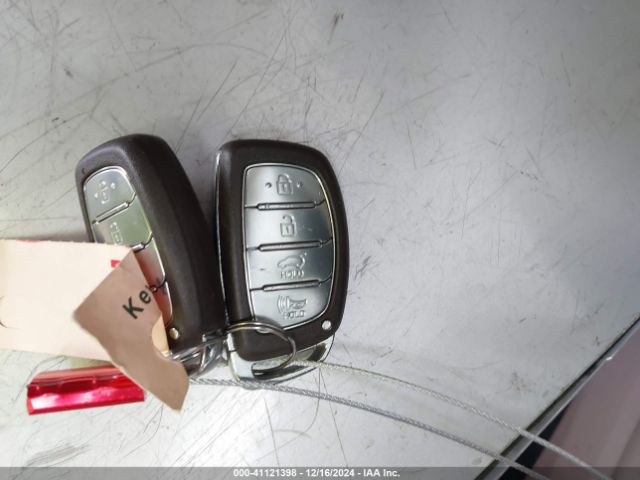 KM8J33A26HU426272 Hyundai Tucson Sport