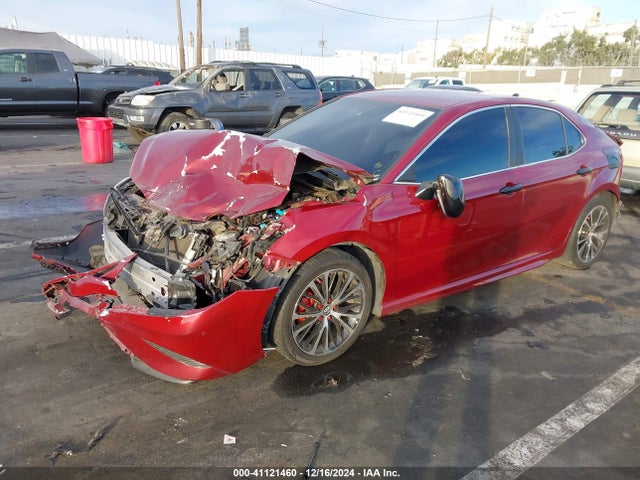4T1B11HK2JU550355 Toyota CAMRY SE