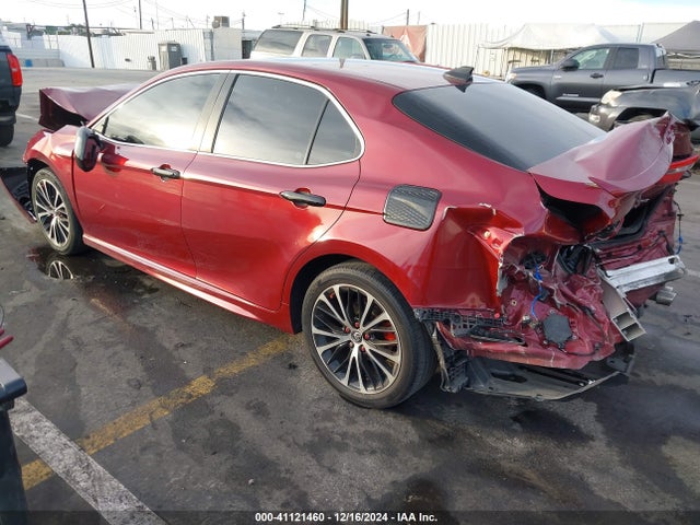 4T1B11HK2JU550355 Toyota CAMRY SE