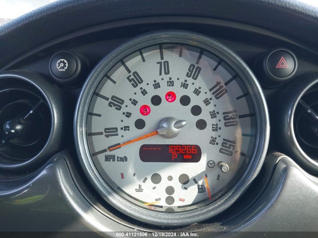 2006 MINI COOPER WMWRC33566TK16897 Photo 6