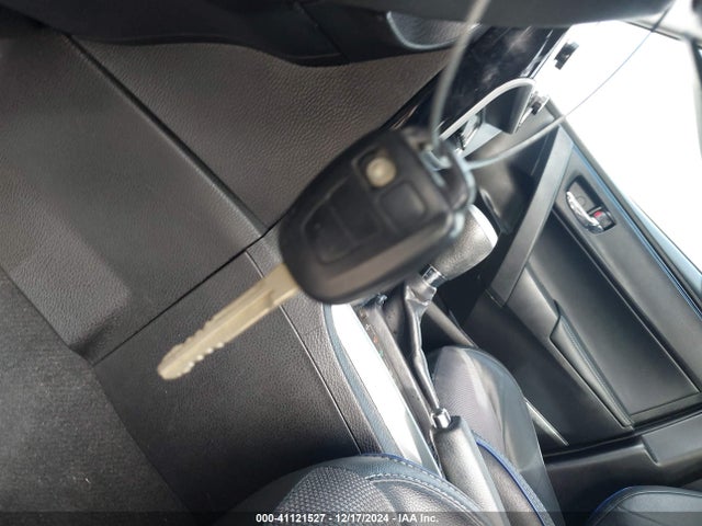 Toyota COROLLA SE 2017 5YFBURHEXHP676264 Image 11