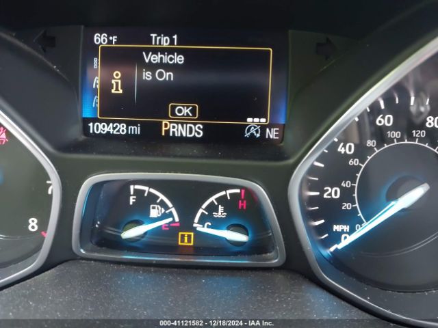1FMCU9HD2KUC28814 Ford ESCAPE SEL