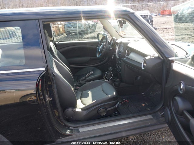 2013 MINI HARDTOP WMWSU3C54DT690536 Photo 4