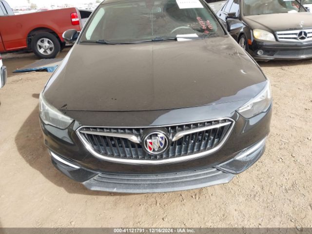 W04GL6SX5J1045850 Buick Regal Sportback Preferred