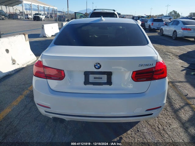 BMW 330I 2018 WBA8B9G58JNU96623 Image 15