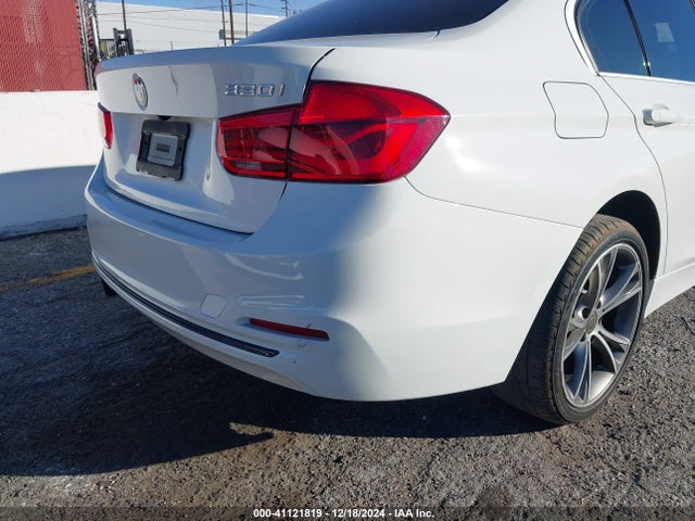 BMW 330I 2018 WBA8B9G58JNU96623 Image 16
