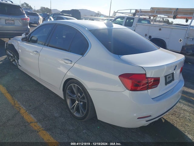 BMW 330I 2018 WBA8B9G58JNU96623 Image 3