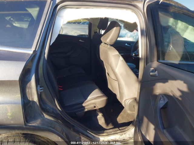 1FMCU9GD5JUA32222 Ford ESCAPE SE