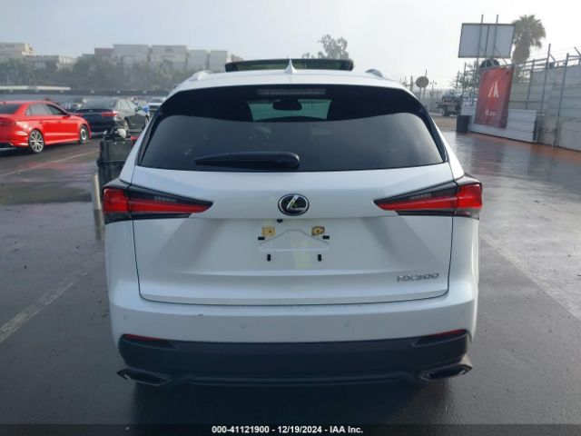 JTJGARBZ9L5019002 Lexus NX 300