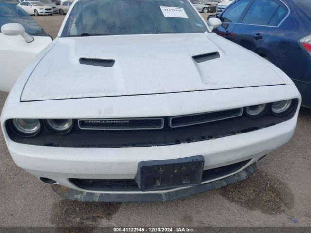 2C3CDZAG4FH724445 Dodge Challenger Sxt