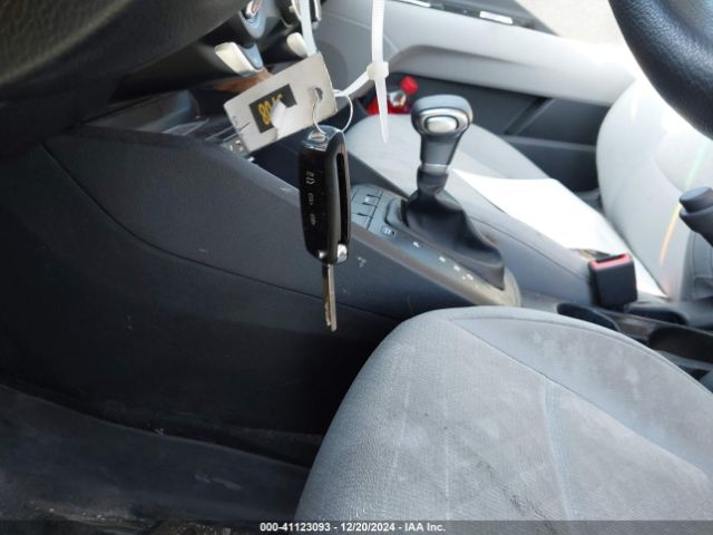 3KPA25AB9JE050495 KIA RIO S