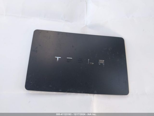 5YJ3E1EB8KF208842 Tesla Model 3 Long Range/performance