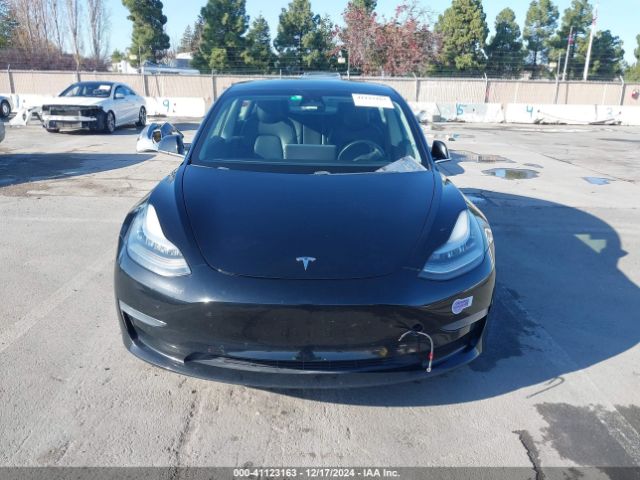 5YJ3E1EB8KF208842 Tesla Model 3 Long Range/performance