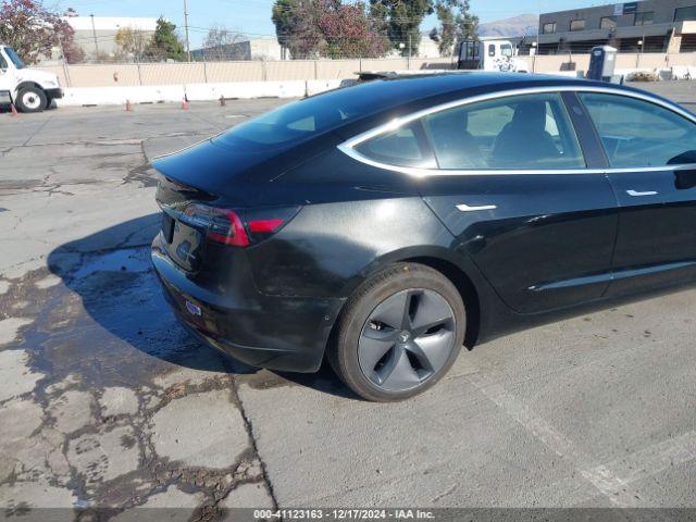 5YJ3E1EB8KF208842 Tesla Model 3 Long Range/performance